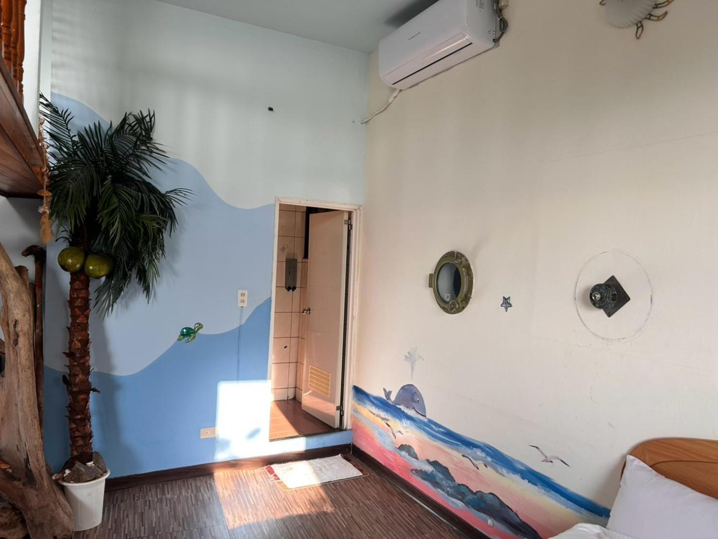 Old Street Seaview Homestay Цзюфэнь Экстерьер фото