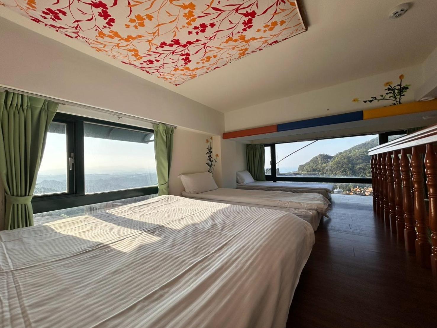 Old Street Seaview Homestay Цзюфэнь Экстерьер фото